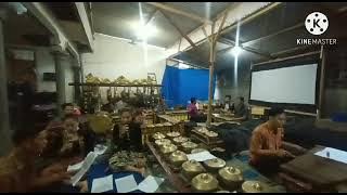 NGANGEN - aulia pangesti