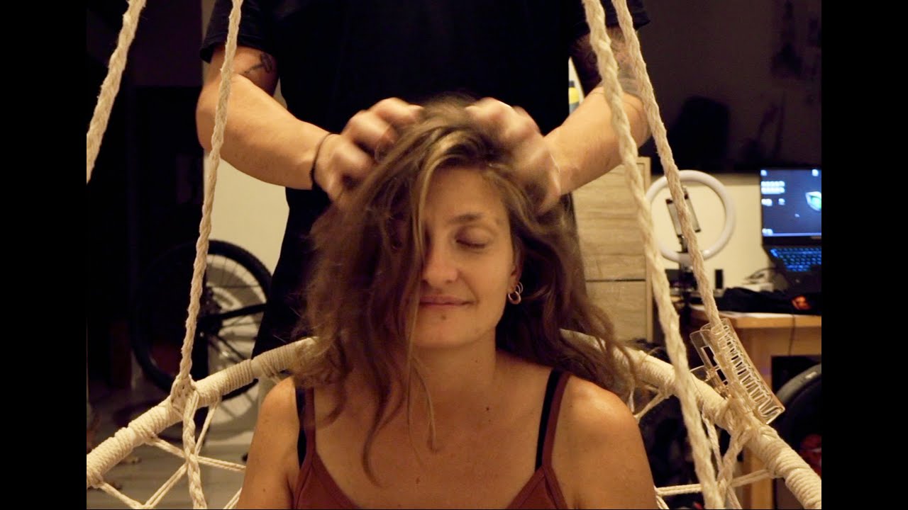 Italy never wants the massage to stop - ASMR HEAD MASSAGE -SO RELAXINGGG!!! | KIOTOAPPARENZA