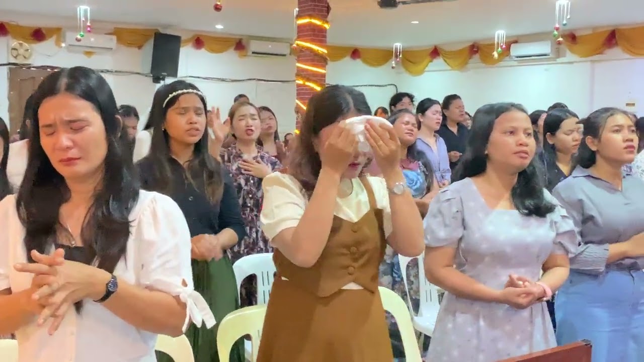 Walaupun Gunung itu Tak Berpindah