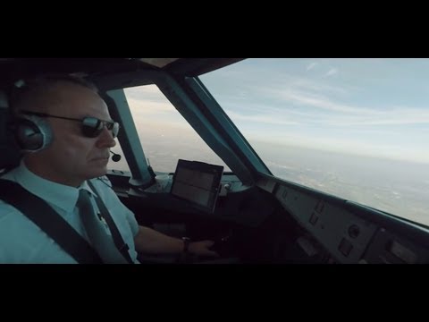 Cockpit Flug In 360 Von Dusseldorf Nach Lissabon Youtube
