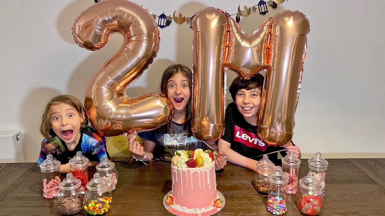 ماما فاجأتني بحفلة ومفاجآت كثيرة