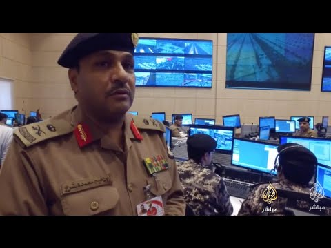 جولة في مقر القيادة والسيطرة التابع للشرطة السعودية المكلفة بتأمين الحج
