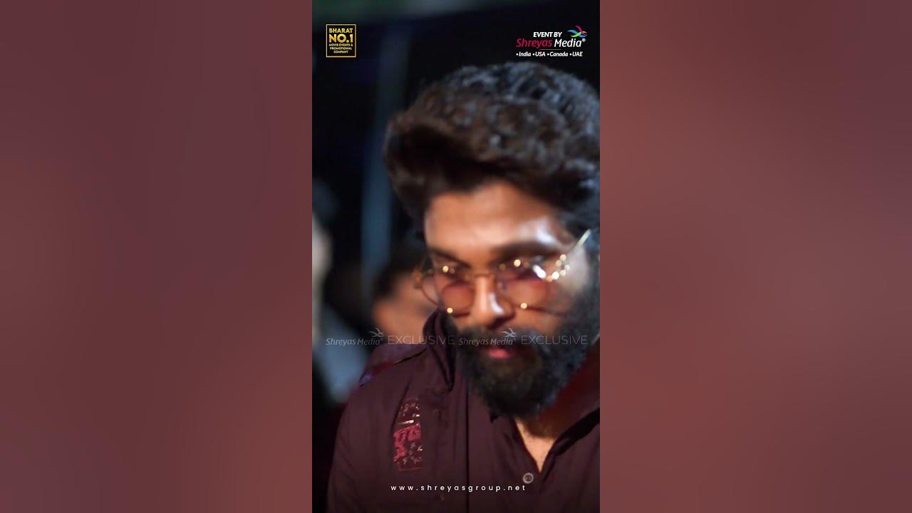 Icon Star Allu Arjun Massive Entry @ PUSHPA'S WILDFIRE JAATHARA in HYDERABAD💥| Shreyas Media