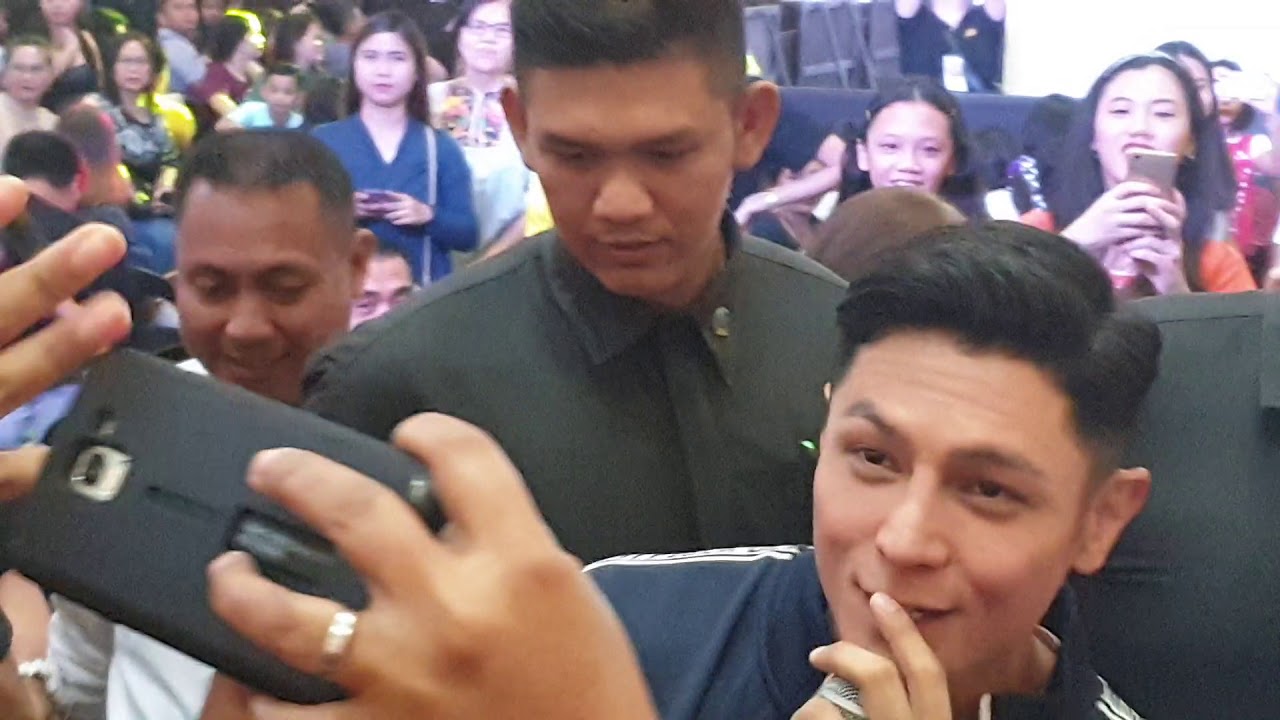 Mall Show Los Bastardos Mall Tour Joseph Marco 02 YouTube