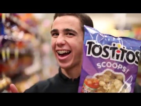 HOW TO THROW THE BEST SUPER BOWL PARTY! - YouTube