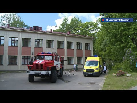 Противопожарную эвакуацию провели в поликлинике №69 города Зеленогорска