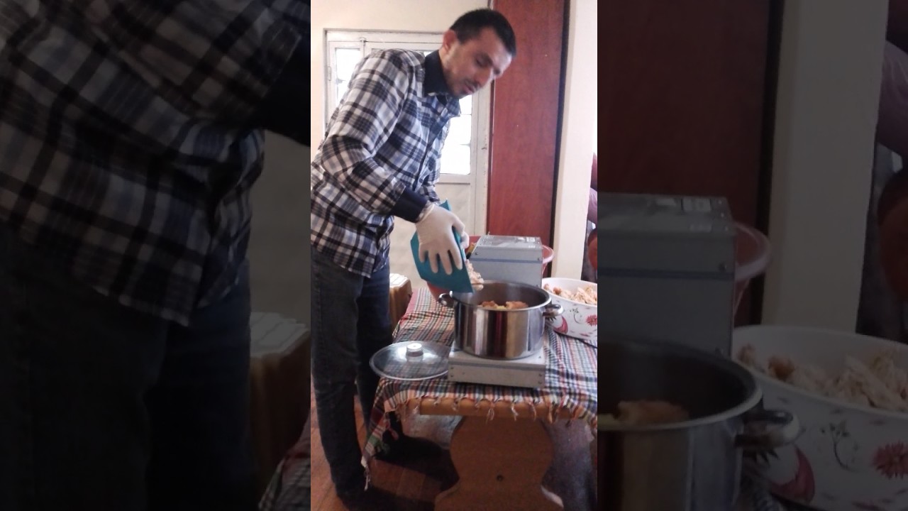 Tarhana yapımı. YouTube