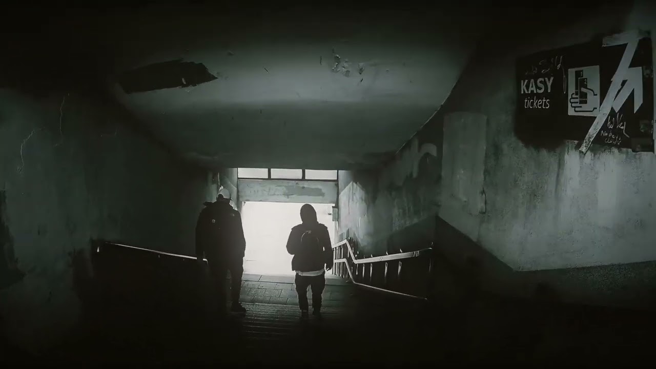 Mira Smokin - Trigger feat.BIAK en YouTube Mira Smokin - Trigger feat.BIAK en YouTube