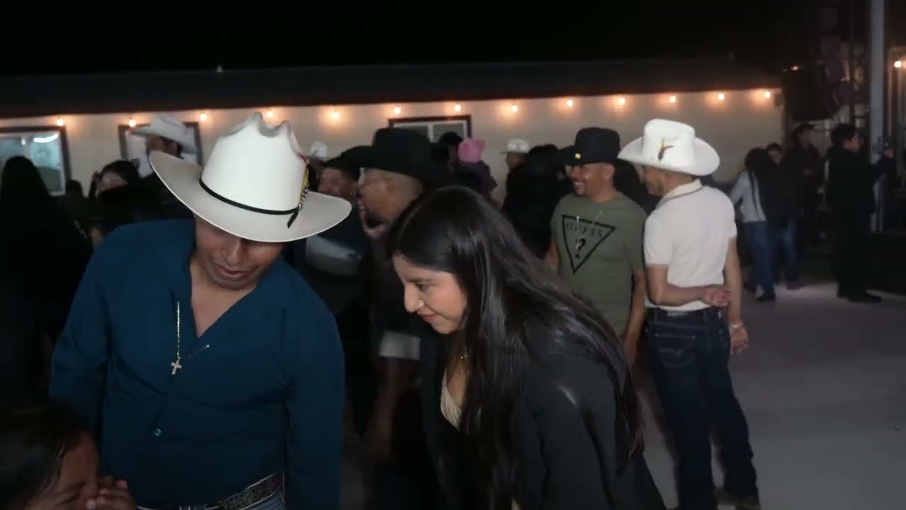 parte II de Bautizo en Wasco Grupo Ferrer