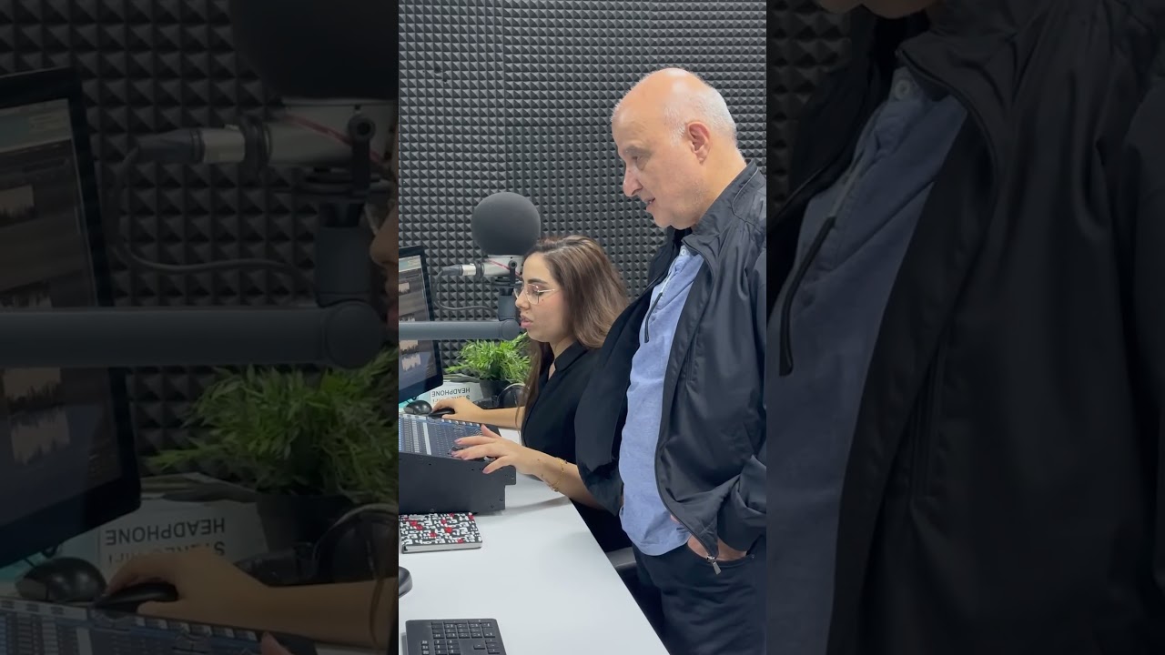 دورة إعداد وتقديم البرامج الإذاعية