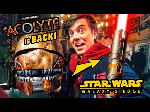 Star Wars The Acolyte Lightsaber at Galaxy's Edge for Life Day 2025 | Disneyland Vlog