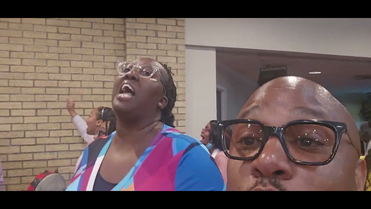 Churchin at The Wayback to Pentecost Church of DC. LIFT THE SAVIOR UP!!!!