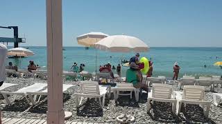 Жара стоит сильная! Пляж Гренада. Лазаревское Сочи. Море волнуется. Погода 14 июля 2023. Воздух +29С