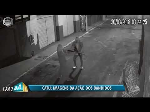 40 men terrorize Catu