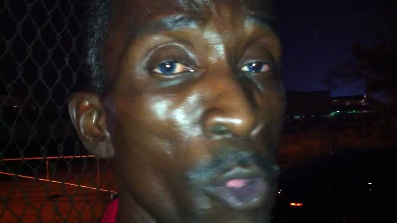 Homeless Guy with the BEST SINGING VOICE EVER !