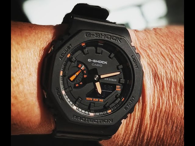G-SHOCK GA2100-1A4ER ブラック オレンジ GA 2100 1A4ER。最近買ったやつで、もしかしたら一番のお気に入りかも