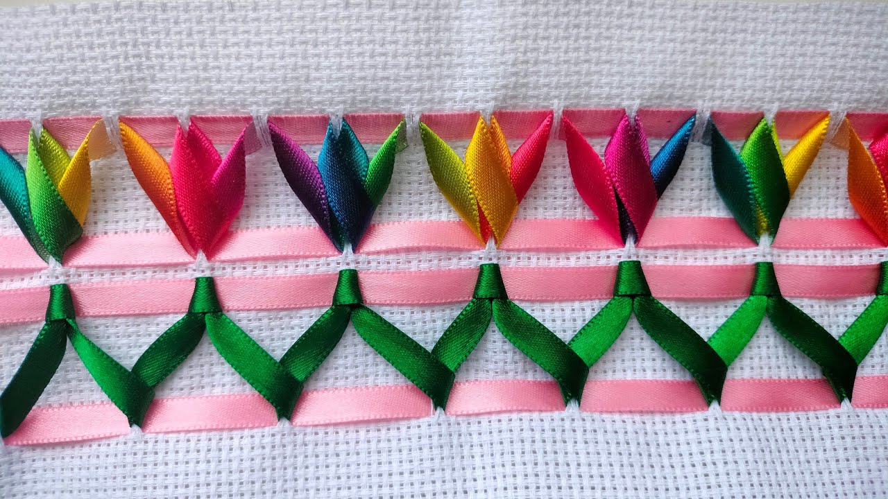 Тюльпаны из вагонита с плетеными лентами, модель 581 @atelierdananda