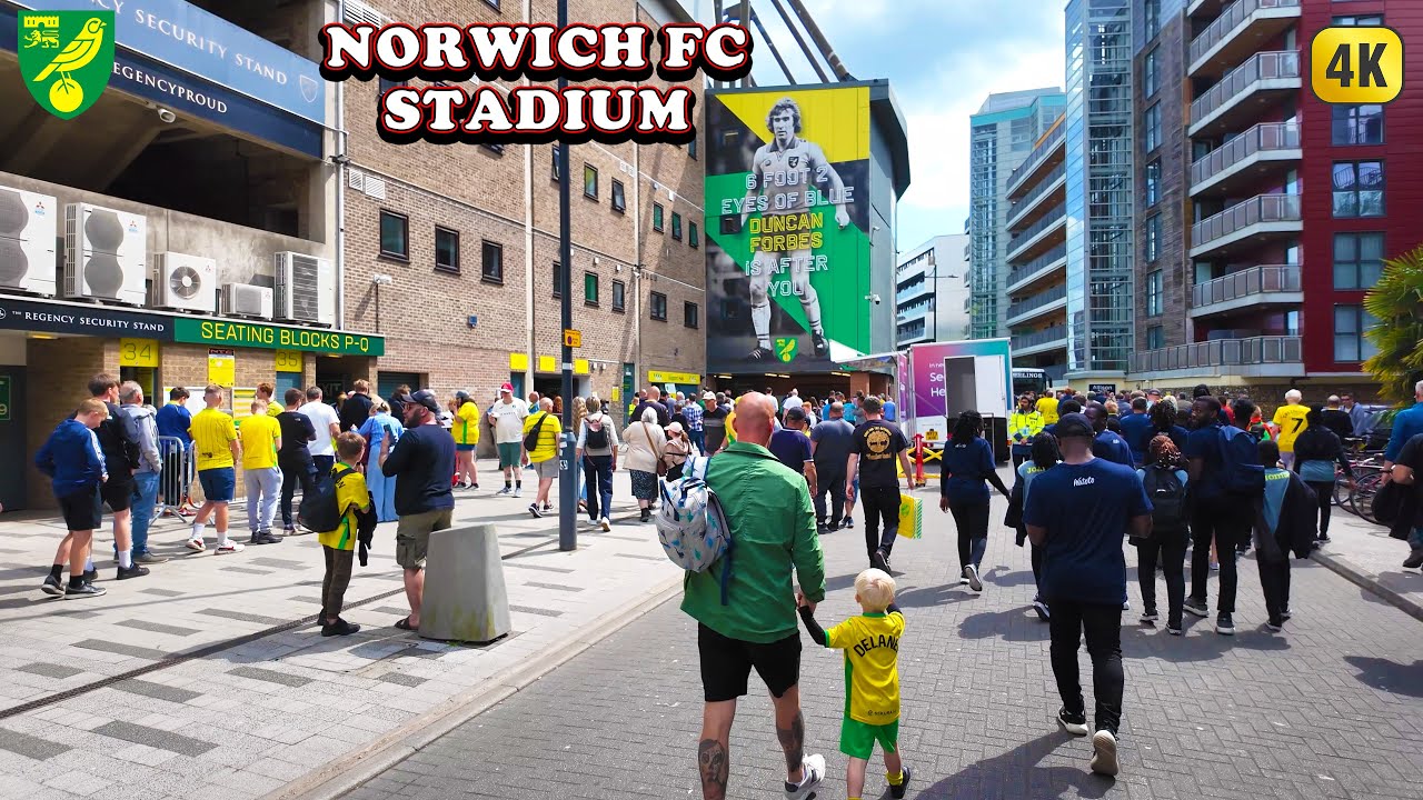 Carrow Road Stadium Amosphere - Norwich City FC vs Cardiff