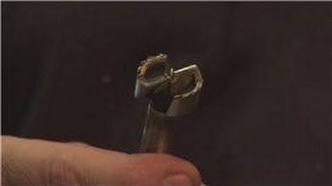 Woodworking Tips : How Do Forstner Bits Work?