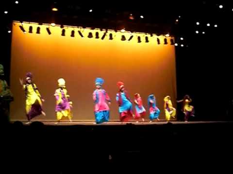 GMU Bhangra at Desi Dhamaka