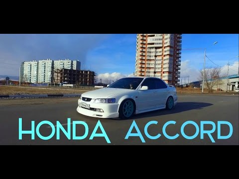 Video: Kakvu bateriju uzima Honda Accord iz 2012. godine?