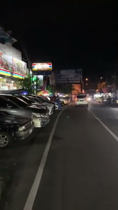 Suasana Malam Hari di Tretes
