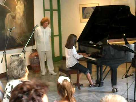 7. vals Chopin - played by Lucie Benavides, Carlos...