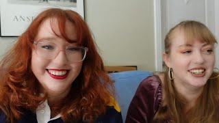 Server Reacts to Restaurant "Am I The A**hole" Stories!