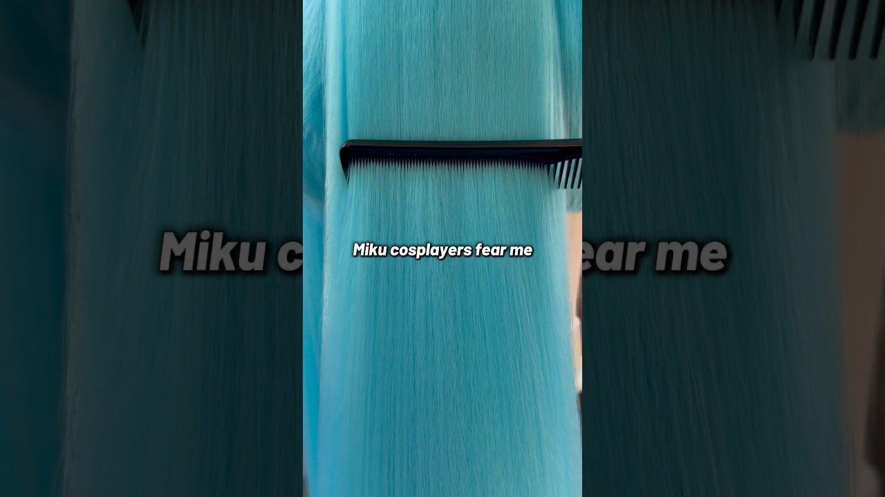 It’s like cotton candy 😌👌🏻 #hatsunemiku #hatsunemikucosplay #vocaloid #vocaloidcosplay #miku