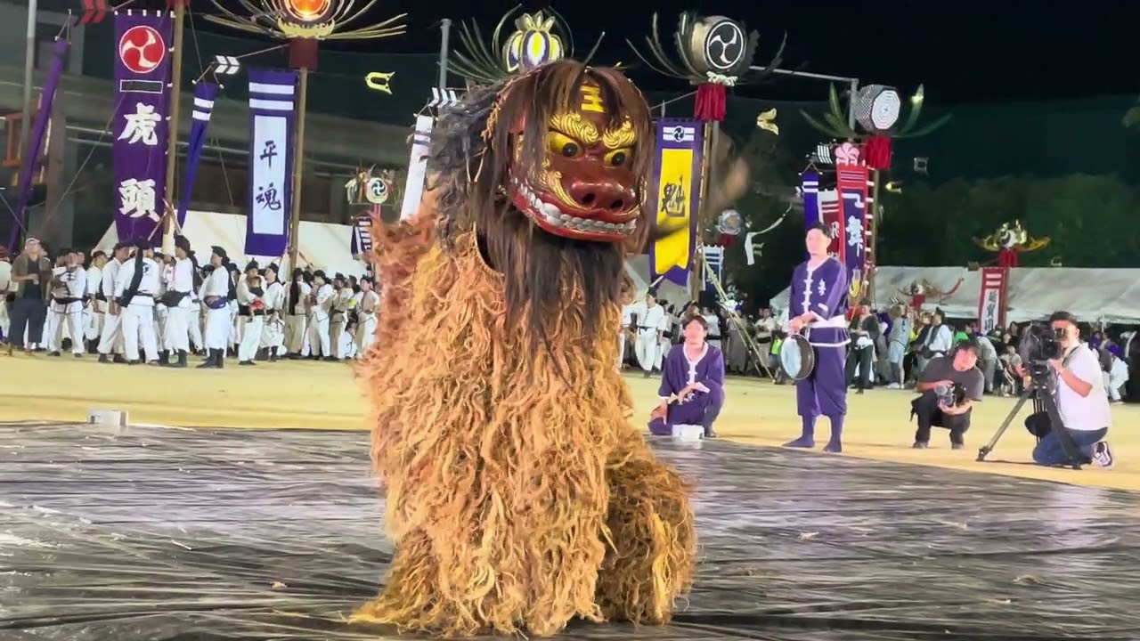 獅子舞い 獅子舞 首里末吉町獅子舞保存会 - YouTube