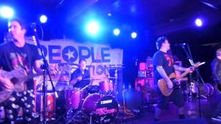 People On Vacation - We Are The Lucky Ones (Manchester Club Academy 25/04/2014)