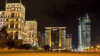 Ночной Баку прекрасен, а гулять по нему еще прекраснее