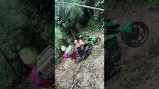 Be careful when riding on mountain roads! #Mountain roads are dangerous #Motorcycle