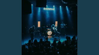 Famous Pool House (Live) Wealth