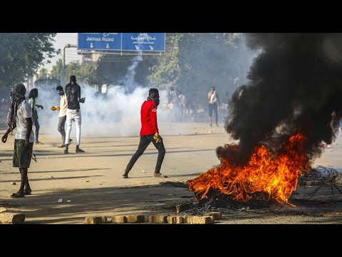 Neue Asylverordnung in den USA: Zehntausende Migranten warten an Grenze