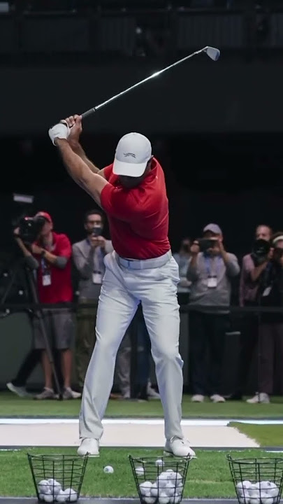 Tiger Woods Iron Swing Slow Motion 2025 | Face On