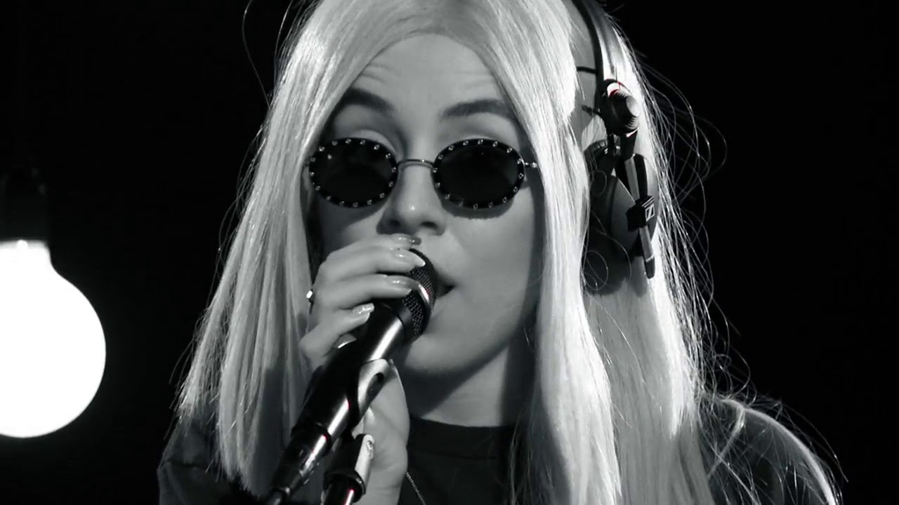 Ava max live. Ава песни слушать. Ава песни слушать. Ава песни слушать. Эйва макс альбомы.