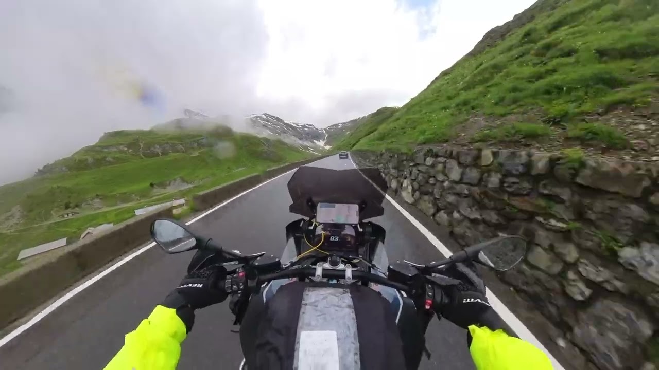 Stelvio Pass - BMW R1250 GSA