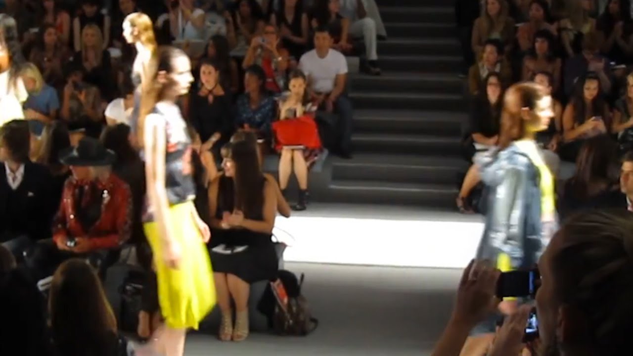 On Thursday New York Fashion Week Kicks, An Event That Contributes 0M to Economy On Thursday New York Fashion Week Kicks, An Event That Contributes 0M to Economy
