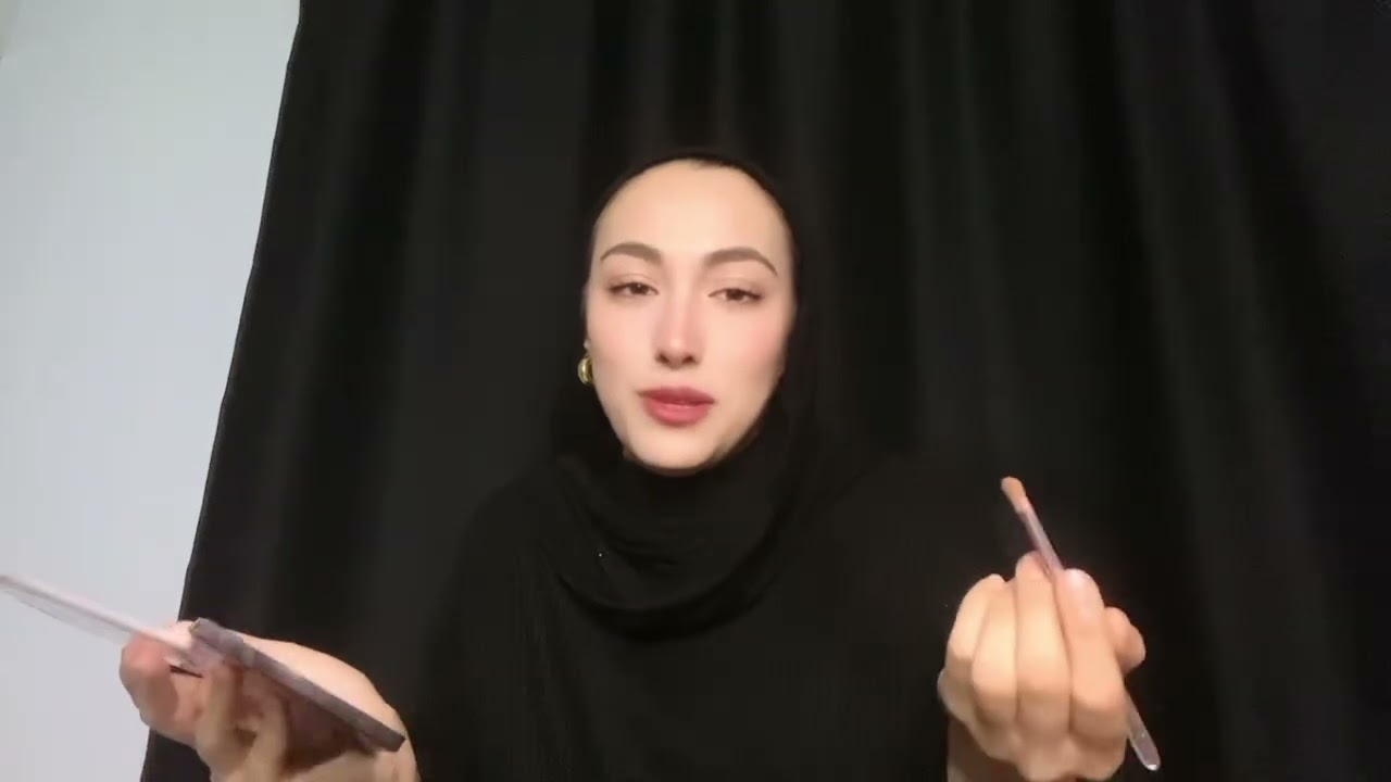 MAKYAJ YAPARKEN BANA GELEN KÖTÜ YORUMLARI VE HESABIMI ELEŞTİRİYORUZ ( tepki videosu değildir 😅😂🤷‍♀️)