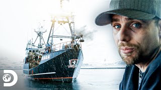 Saga enfrenta una tormenta com una nueva tripulación | Pesca Mortal | Discovery Latinoamérica