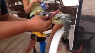 Motorized Pea Sheller in Action