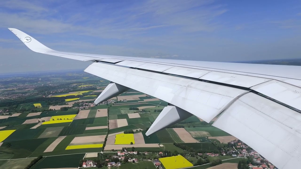 Lufthansa A350-941 Landing in Munich