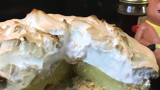 OLD SCHOOL LEMON  MERINGUE PIE (THE MONTH OF APRIL LIGHT AND REFRESHING RECIPES)