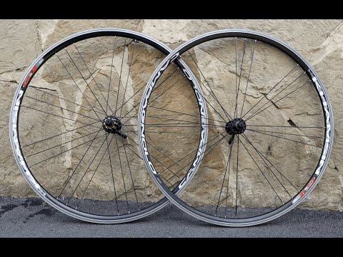 Campagnolo Khamsin G3 .700c. 10-11 speed . Rim Brake