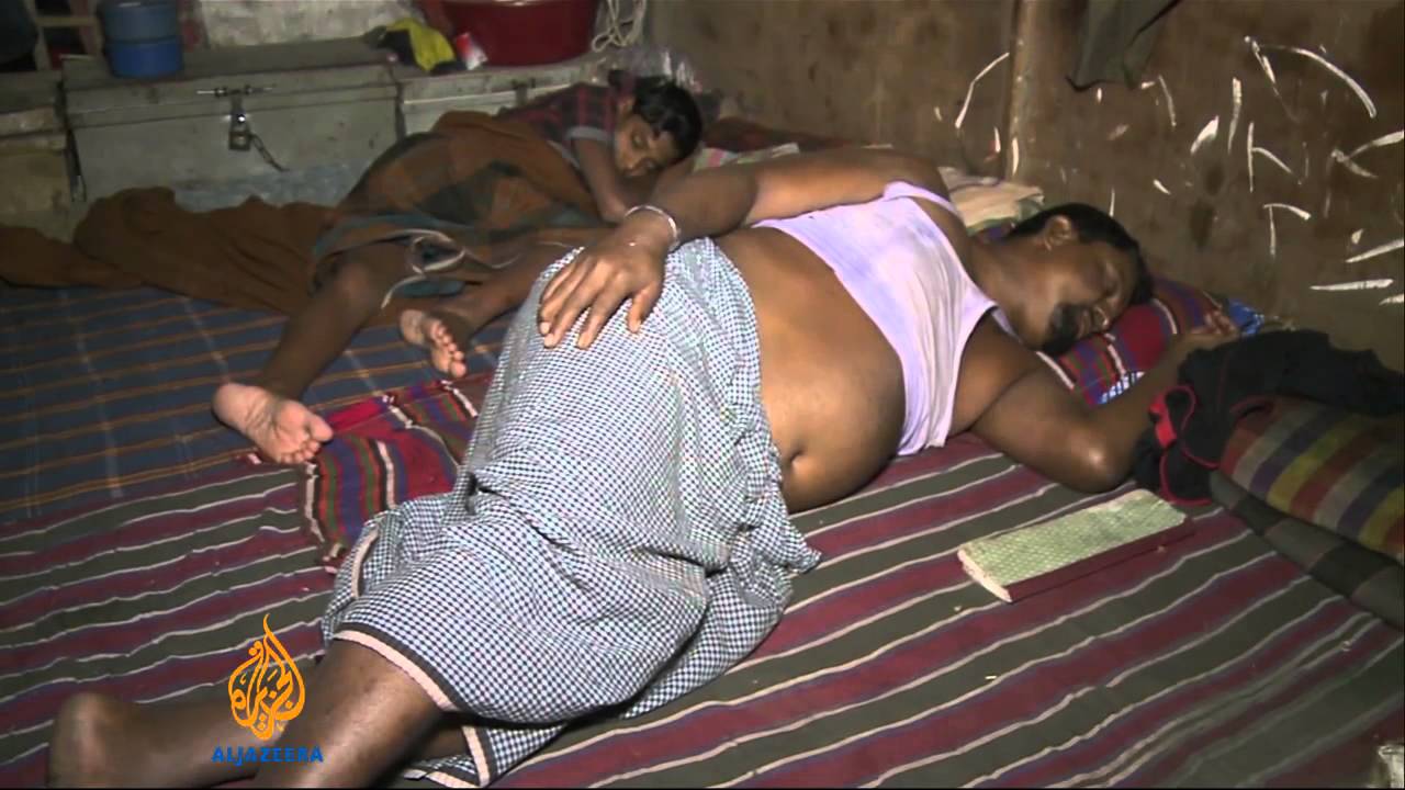 آلاف المباني تخالف قوانين السلامة في دكا