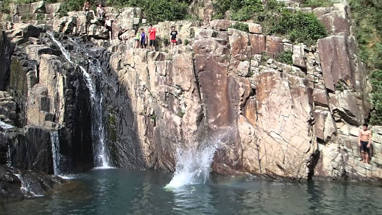 1st Cliff Jumping @ 西貢四叠潭 Sai Wan Cliff Jump - YouTube