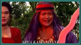 ARYA KAMANDANU, Keris empu gandring VS pedang naga puspa, Tewasnya mpu tong bajil