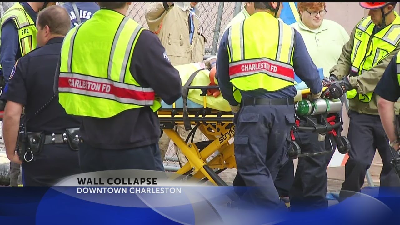 One person injured in downtown Charleston wall collapse - YouTube