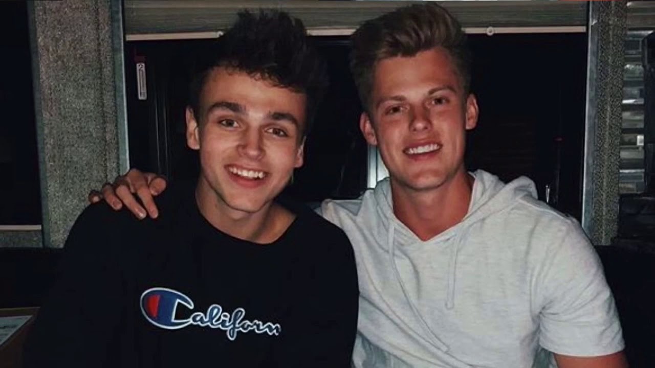 jonah marais smiling & laughing